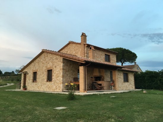 CASALE LE ROTE